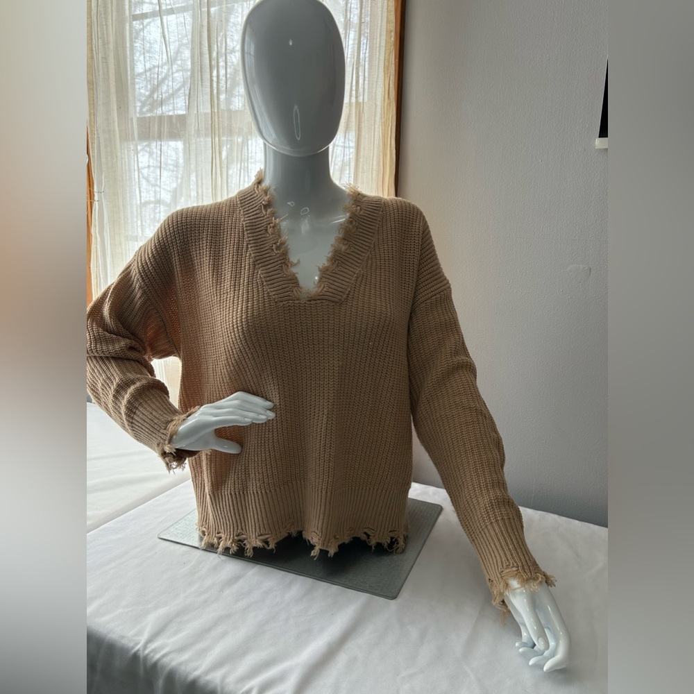SHEIN Essence Distressed Drop Shoulder Sweater Size Medium. Worn once